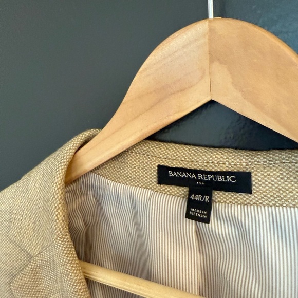 Banana Republic 44R GUC Beige Sport Coat - Picture 4 of 14